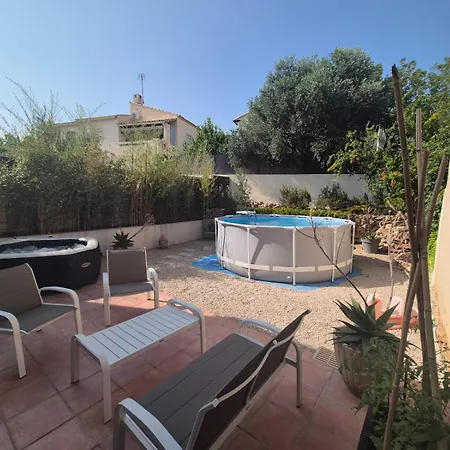 بيت للعطل Cevalia